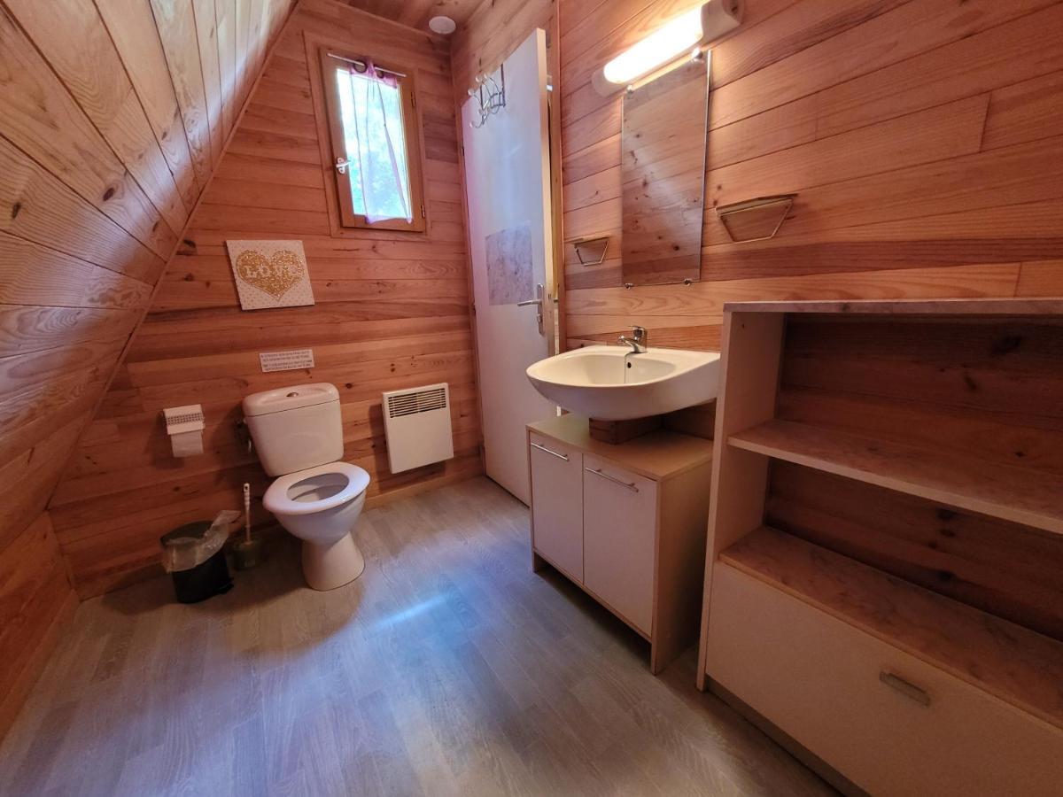 Camping Les Hirondelles Bourg-Sainte-Marie Екстериор снимка