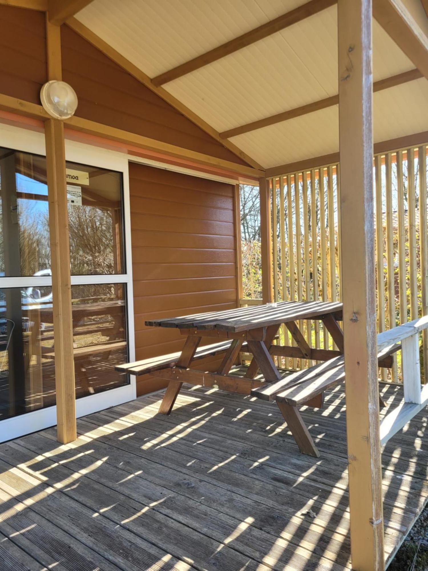 Camping Les Hirondelles Bourg-Sainte-Marie Екстериор снимка