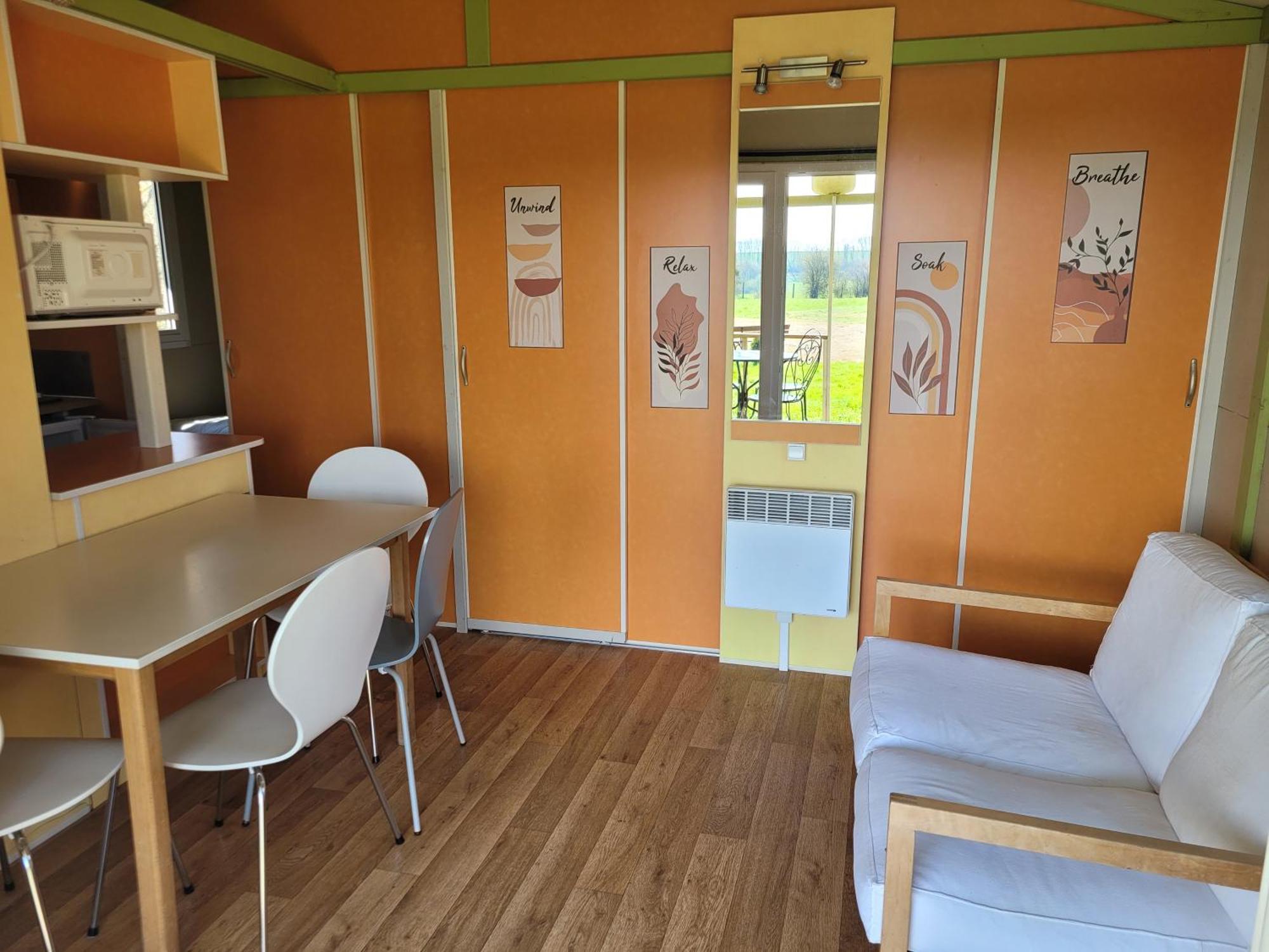 Camping Les Hirondelles Bourg-Sainte-Marie Екстериор снимка